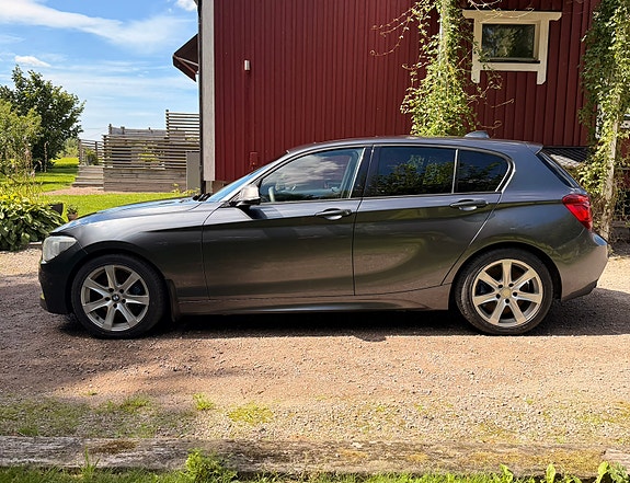 BMW M135i 4 of 10