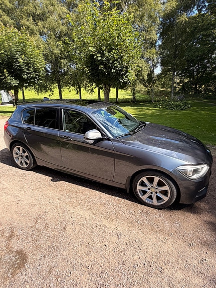 BMW M135i 7 of 10