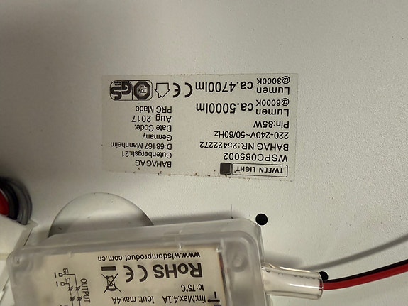 Product image 1 of 3