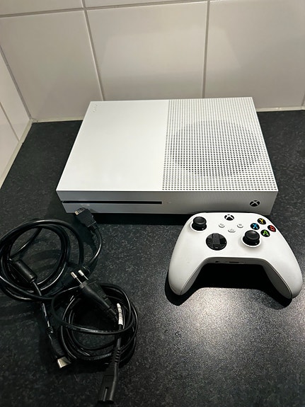 Product image 1 of 2