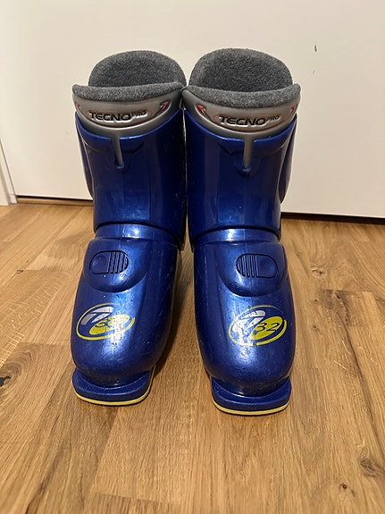 Product image 1 of 3
