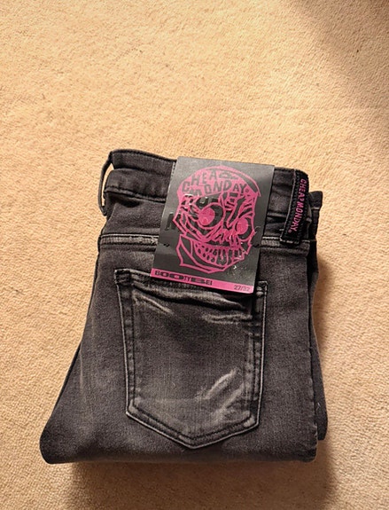 Product image 1 of 3