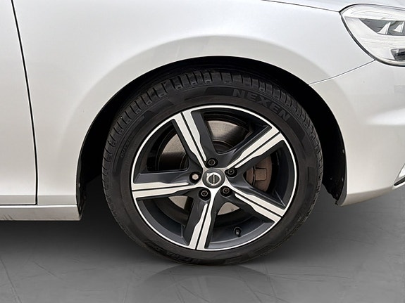 Volvo V40 29 of 29