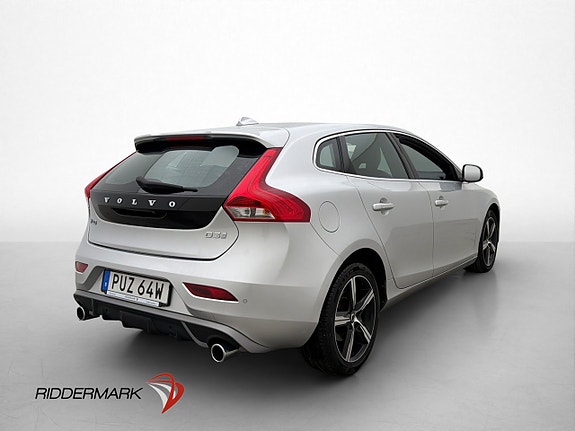 Volvo V40 8 of 29