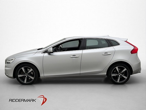 Volvo V40 4 of 29