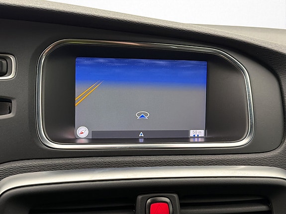 Volvo V40 22 of 29