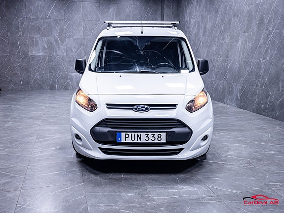 Ford Transit Connect 3 of 28