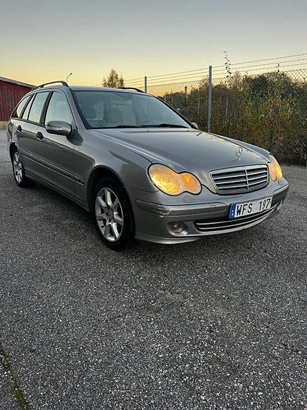 Mercedes-Benz C 180
