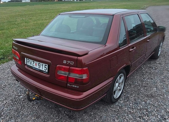 Volvo S70 4 of 6