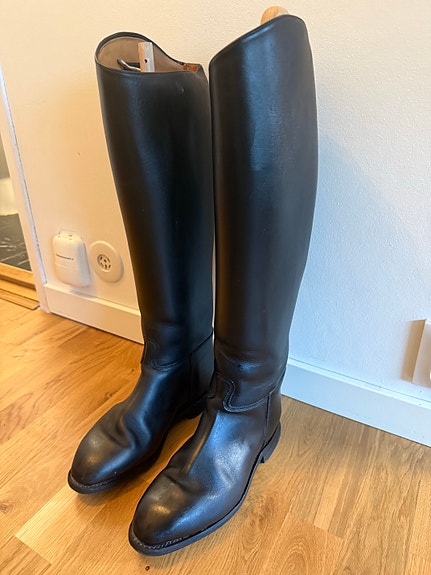 Product image 1 of 10