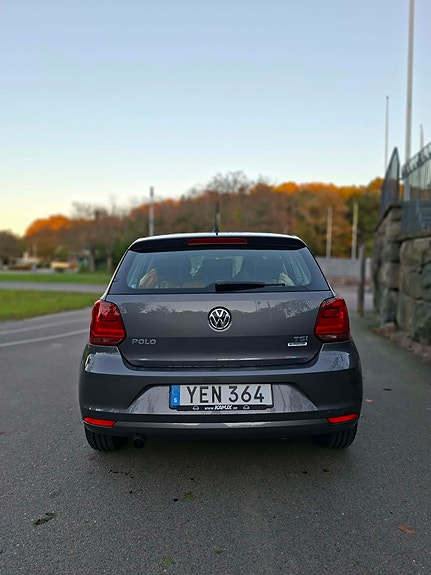 Volkswagen Polo 14 of 14