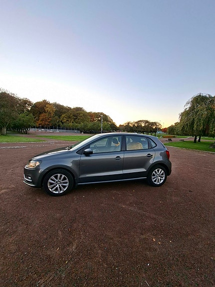 Volkswagen Polo 4 of 14