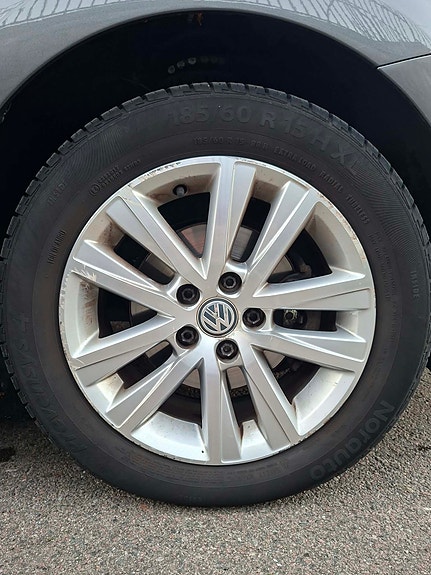 Volkswagen Polo 10 of 14
