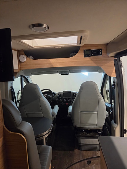 Fiat Sunlight Cliff 640 9 of 17
