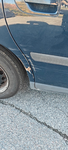 Volvo V70 10 of 17