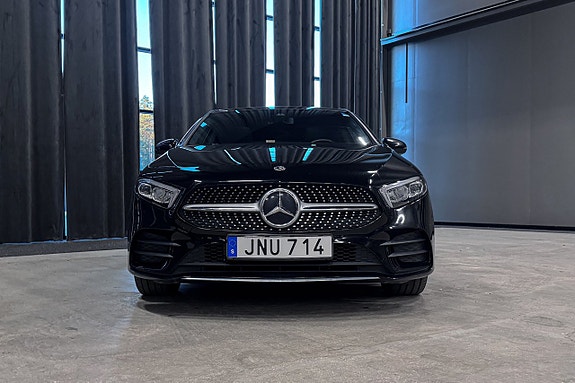 Mercedes-Benz A 250 e 8 of 17