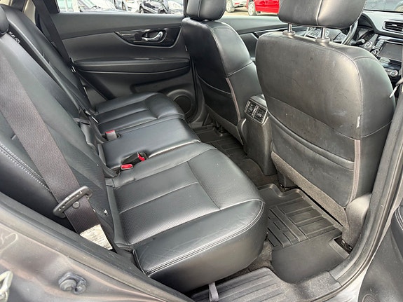Nissan X-Trail 11 of 13