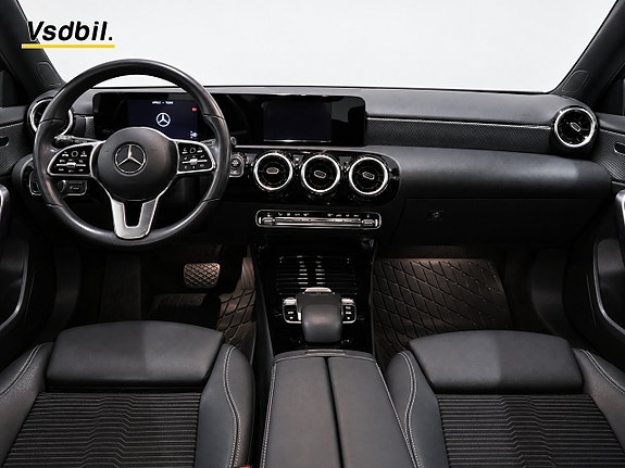 Mercedes-Benz A180 12 of 24