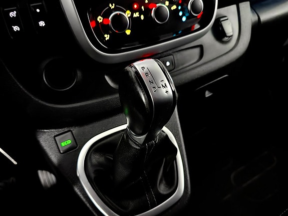 Renault Trafic 25 of 30