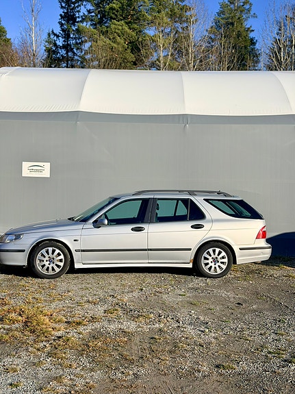 Saab 9-5 4 of 14