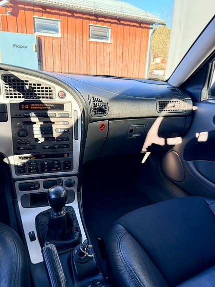Saab 9-5 9 of 14