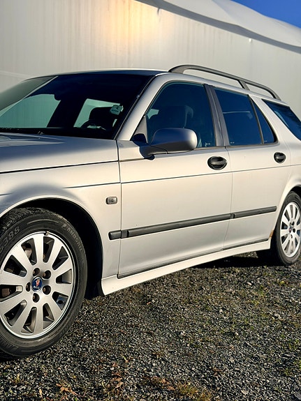 Saab 9-5 7 of 14