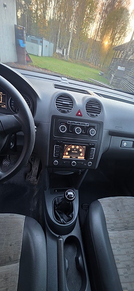 Volkswagen Caddy Maxi 8 of 10