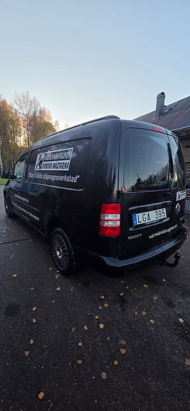 Volkswagen Caddy Maxi 3 of 10