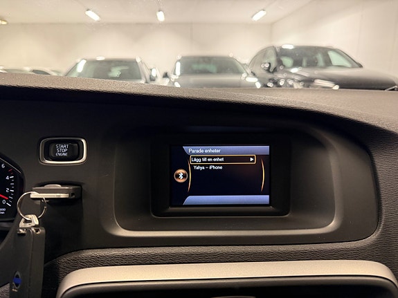Volvo V40 23 of 30