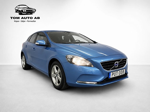 Volvo V40 8 of 30
