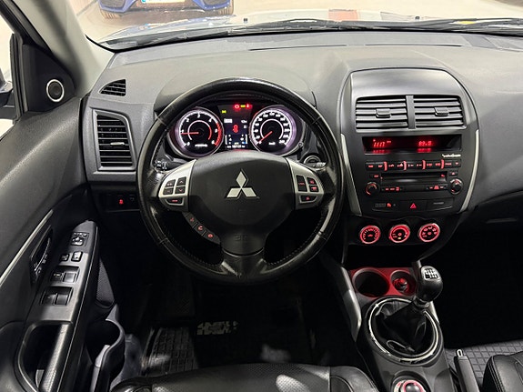 Mitsubishi ASX 9 of 16