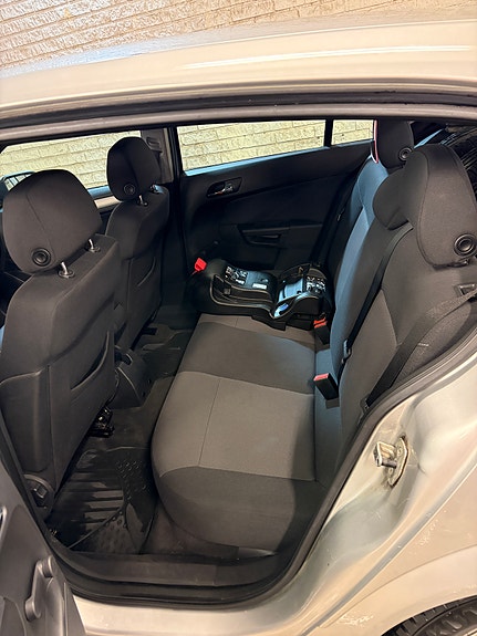 Opel Astra 6 of 11