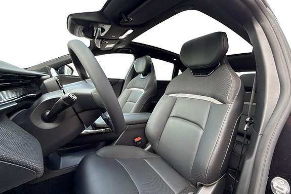 Mazda CX-6e 16 of 20