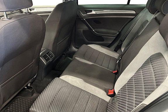 Volkswagen Golf I 21 of 27