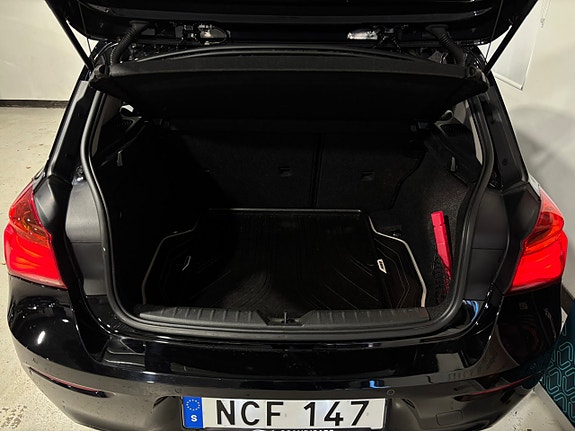 BMW 118i 17 of 30