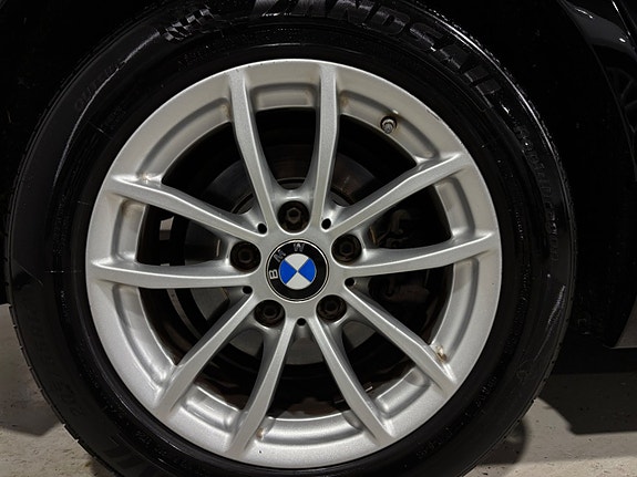 BMW 118i 8 of 30