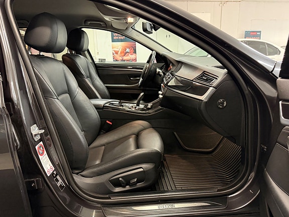 BMW 520d 16 of 30