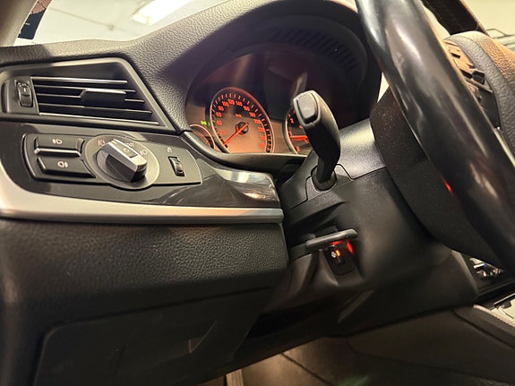 BMW 520d 12 of 30
