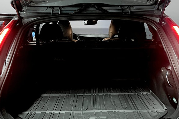 Volvo V60 Cross Country 9 of 9