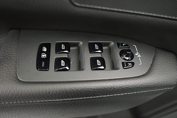 Volvo V90 Cross Country 11 of 17