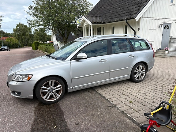 Volvo V50 4 of 9