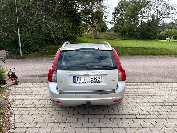 Volvo V50 5 of 9