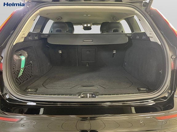 Volvo V60 Cross Country 13 of 14