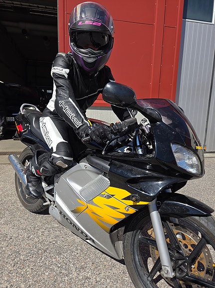 Honda NSR125R 4 of 4