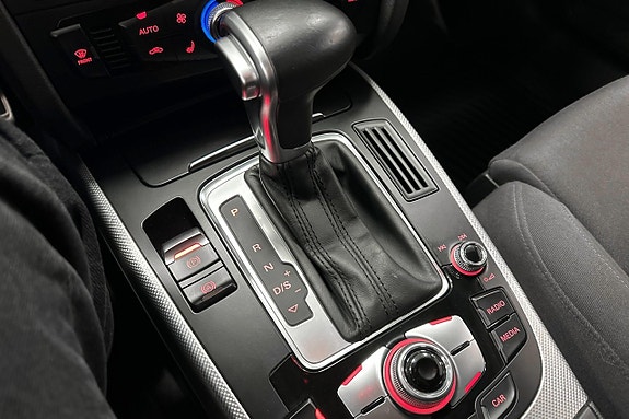 Audi A4 15 of 19