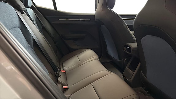 Volvo EX30 7 of 20