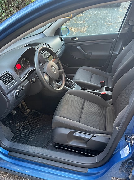 Volkswagen Golf V 6 of 9