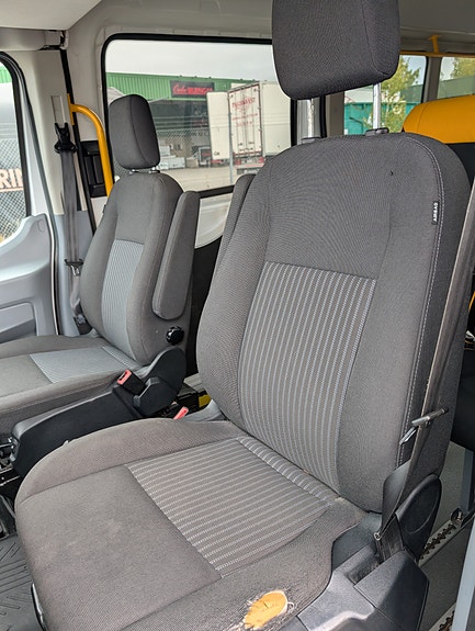 Ford Transit 7 of 30