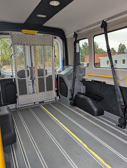 Ford Transit 14 of 30