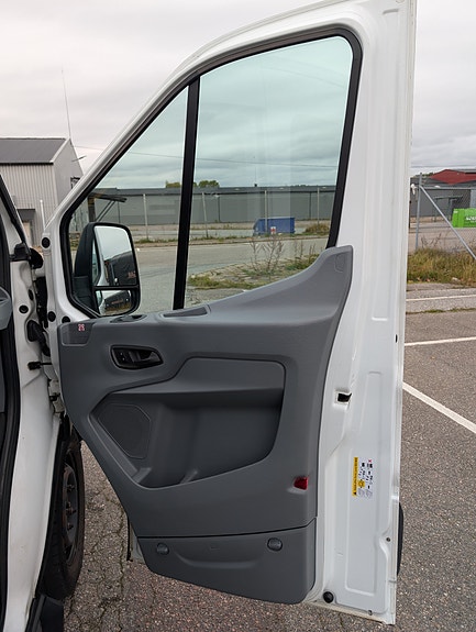 Ford Transit 16 of 30